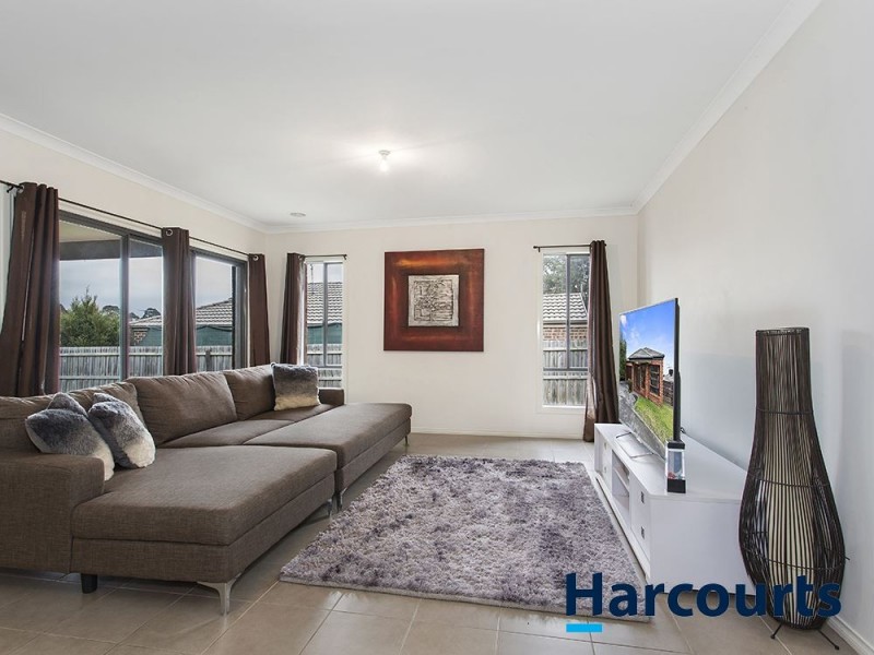 5 Isabella Court, Drouin VIC 3818