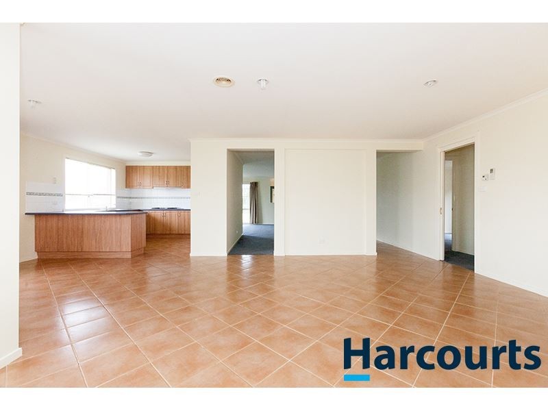 11 Deakin Court, Warragul VIC 3820