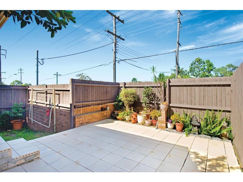 1/103 Hammers Road, Northmead NSW 2152