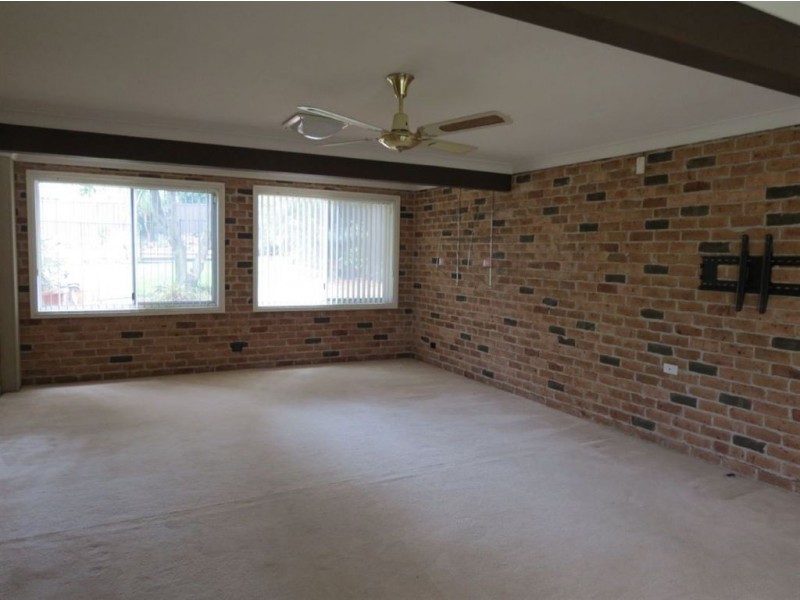 4 Middleton Avenue, Castle Hill NSW 2154