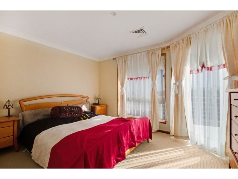 4 Quindalup Place, Bella Vista NSW 2153