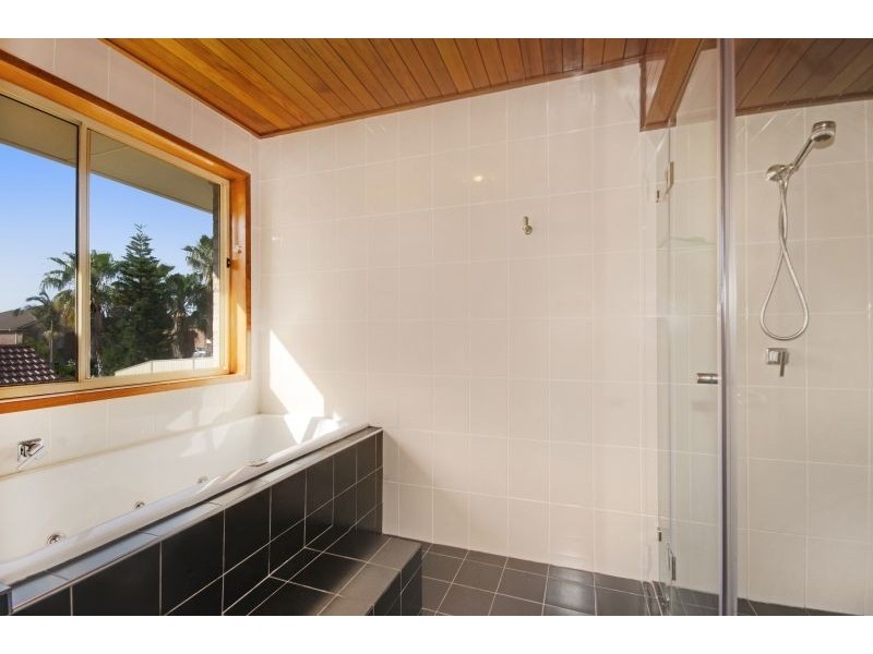 4 Quindalup Place, Bella Vista NSW 2153