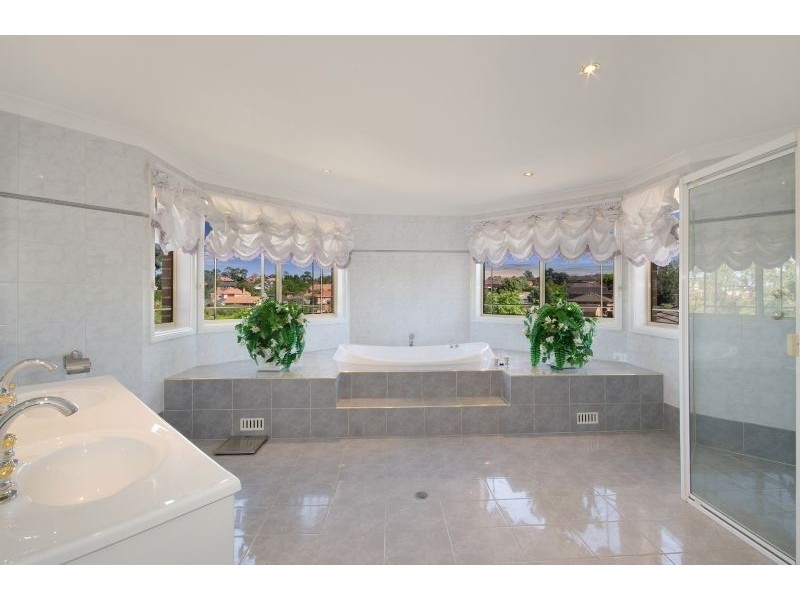 3 Lombard Place, Bella Vista NSW 2153