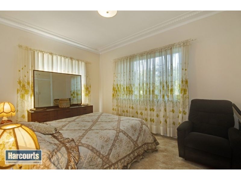 33 Watkins Road, Baulkham Hills NSW 2153