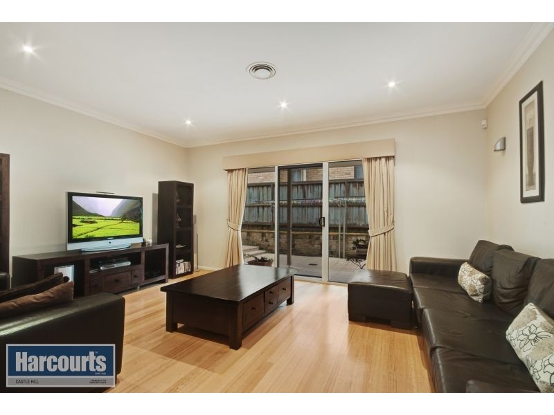 37 Edgewater Drive, Bella Vista NSW 2153