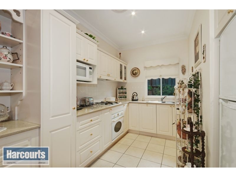 37 Edgewater Drive, Bella Vista NSW 2153