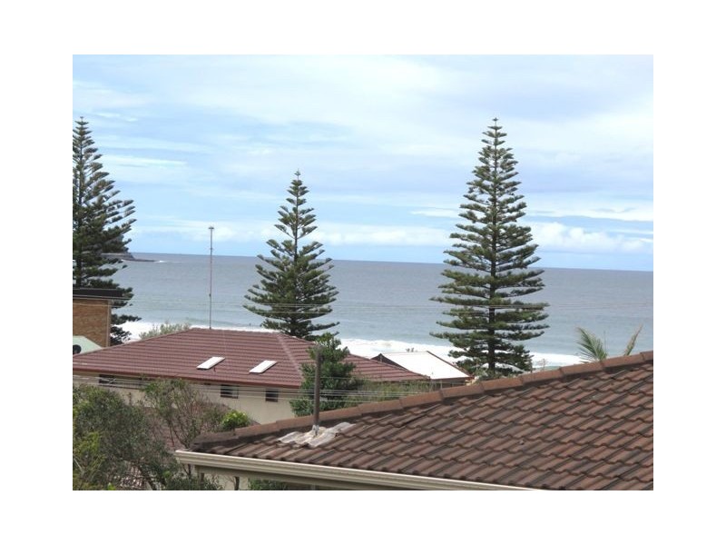 12 Austral Avenue, Avoca Beach NSW 2251