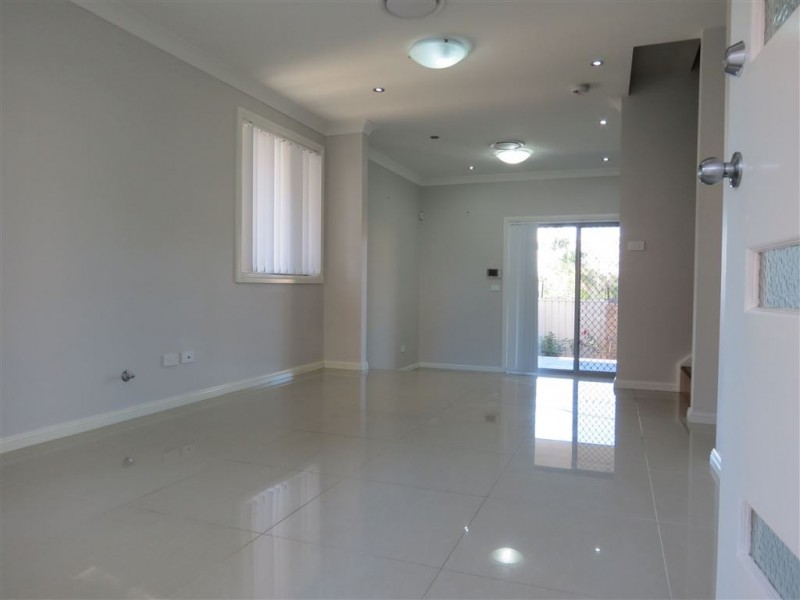 10/14-18 George Street, Seven Hills NSW 2147