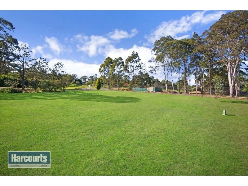 8 Country Club Circuit, Kellyville NSW 2155