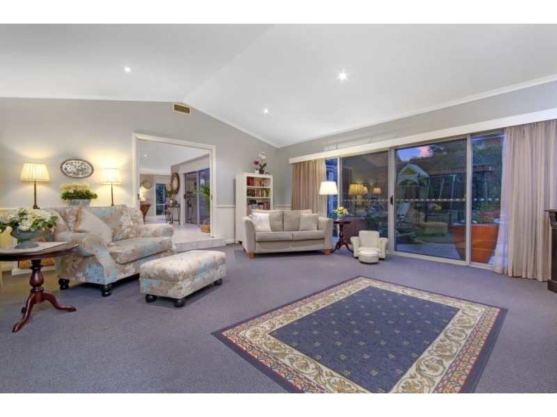 11 Greenwich Place, Kellyville NSW 2155