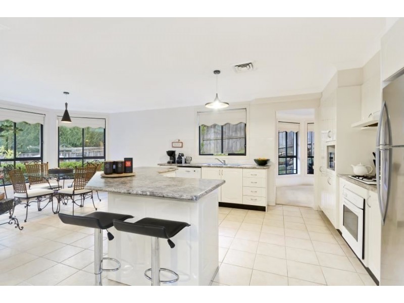 57 Crestview Avenue, Kellyville NSW 2155