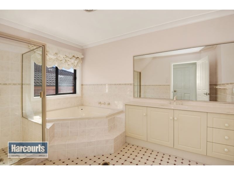 3 Myrtle Grove, Bella Vista NSW 2153