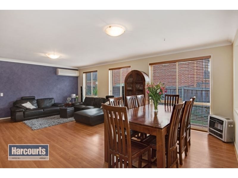 62 Phoenix Avenue, Stanhope Gardens NSW 2768