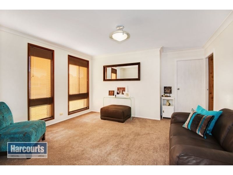 19 Alpine Circuit, St Clair NSW 2759