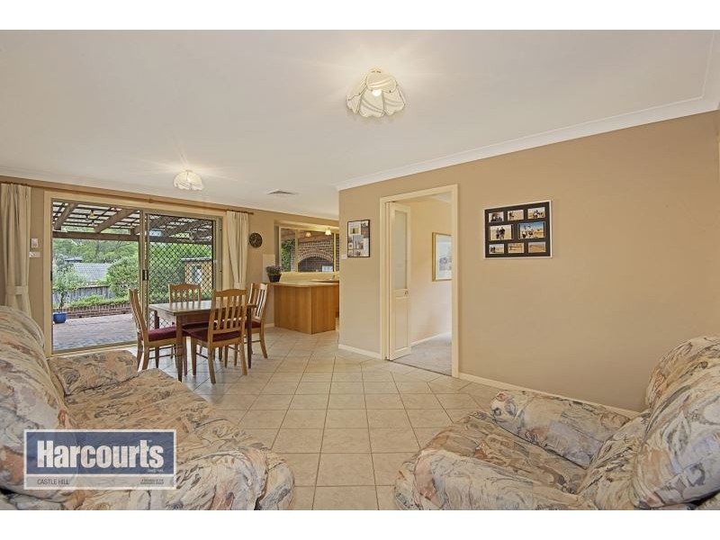 6 Erinleigh Court, Kellyville NSW 2155