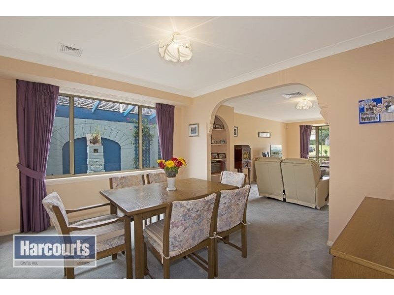 6 Erinleigh Court, Kellyville NSW 2155