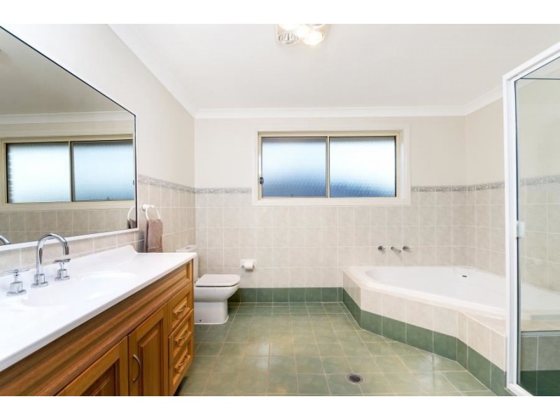 140 Cattai Creek Drive, Kellyville NSW 2155