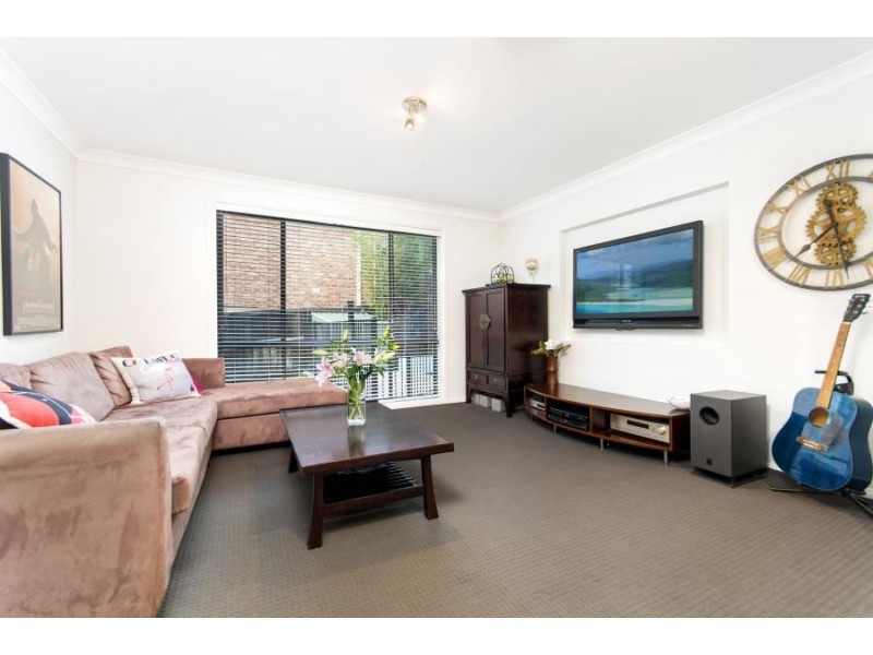 5 Falkirk Court, Kellyville NSW 2155