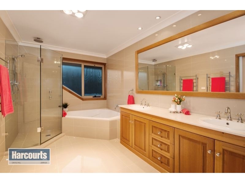 36 Larissa Avenue, West Pennant Hills NSW 2125