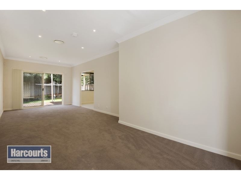 7 Jacqui Circuit, Baulkham Hills NSW 2153