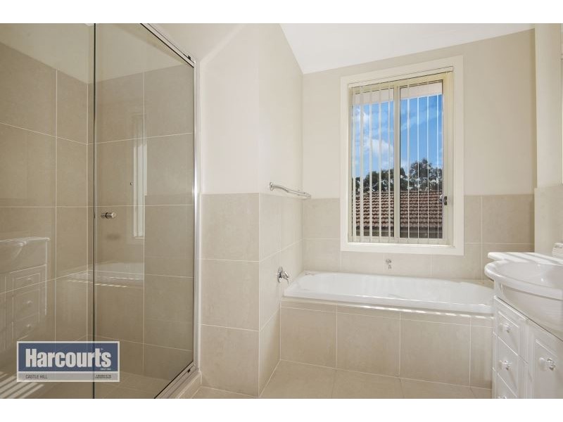 7 Jacqui Circuit, Baulkham Hills NSW 2153