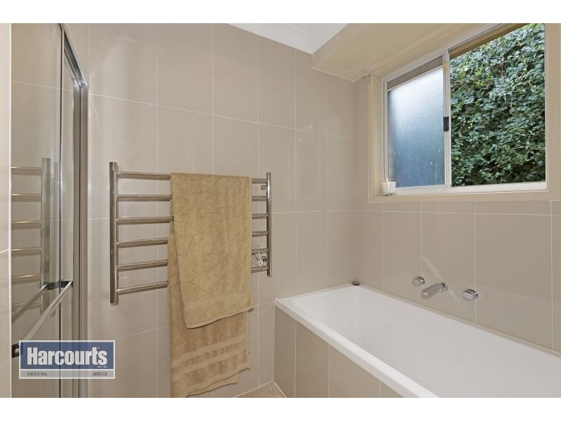 4 Penrhyn Place, Castle Hill NSW 2154