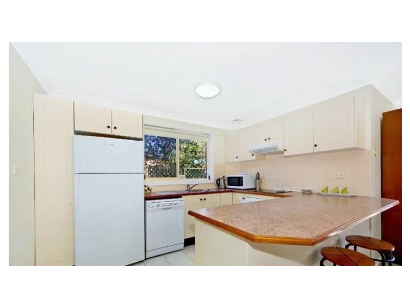 2/8a Tuckwell Road, Castle Hill NSW 2154