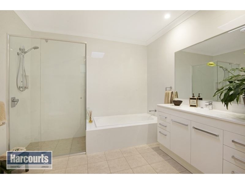 72 Fairhaven Circuit, Baulkham Hills NSW 2153