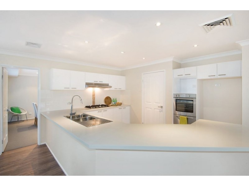 4 Zanith Way, Kellyville NSW 2155