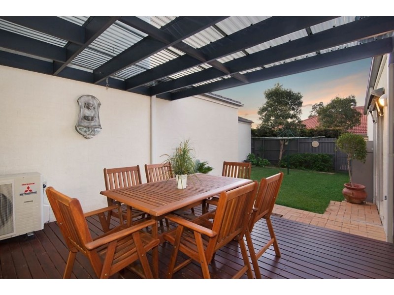 10 Eccles Way, Stanhope Gardens NSW 2768