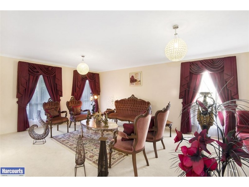 6 Gore Crescent, Bella Vista NSW 2153