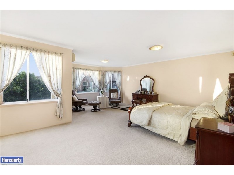 6 Gore Crescent, Bella Vista NSW 2153