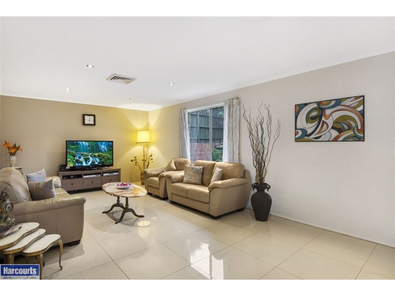 25 Cattai Creek Drive, Kellyville NSW 2155