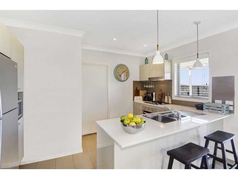 11 Lookout Circuit, Stanhope Gardens NSW 2768