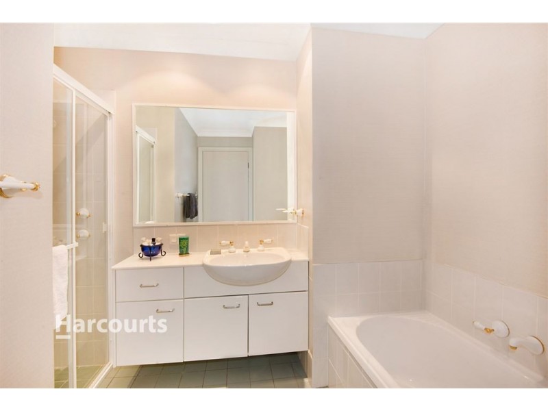 36 Castle Pines Drive, Baulkham Hills NSW 2153