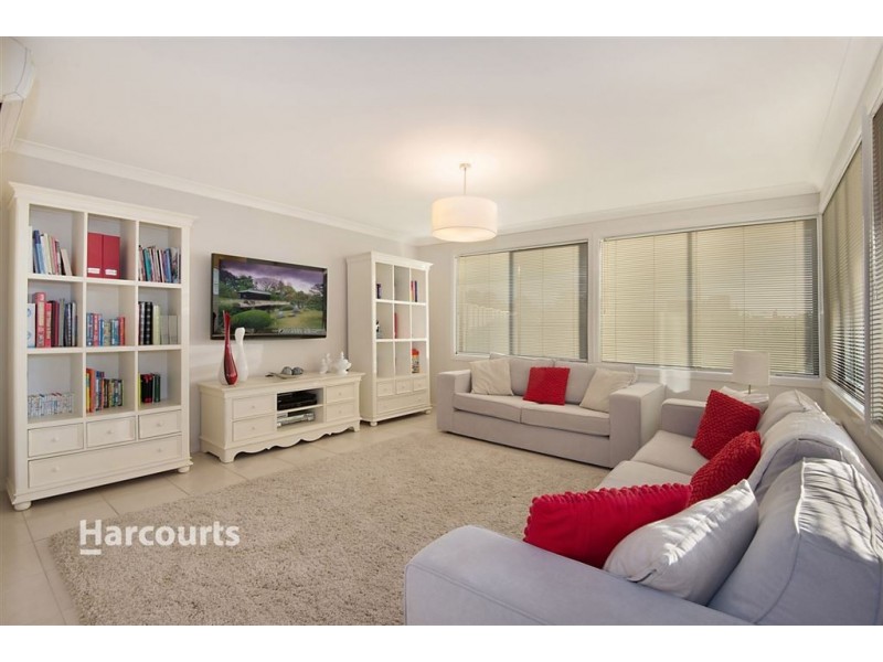 8 Hutchison Avenue, Kellyville NSW 2155