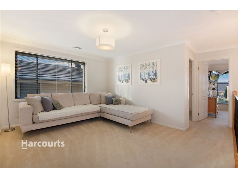 8 Hutchison Avenue, Kellyville NSW 2155