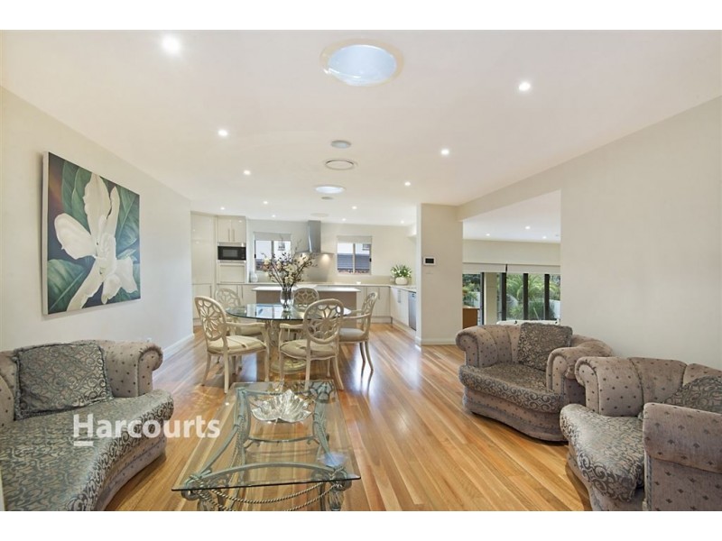 7 Lisa Crescent, Castle Hill NSW 2154