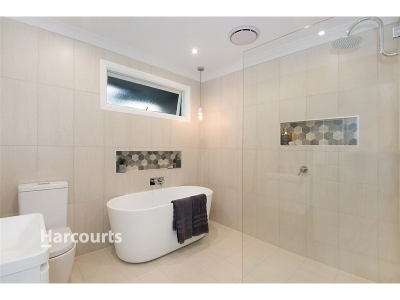 5 Flint Place, Kellyville NSW 2155