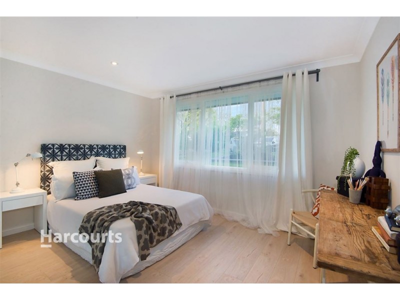 5 Flint Place, Kellyville NSW 2155