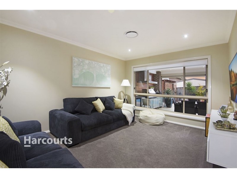 30 Willcox Crescent, Kellyville NSW 2155
