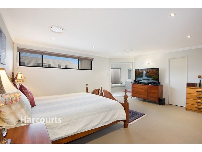 4 Melanie Place, Bella Vista NSW 2153