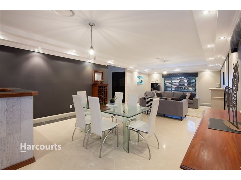 17 Julian Close, Kellyville NSW 2155