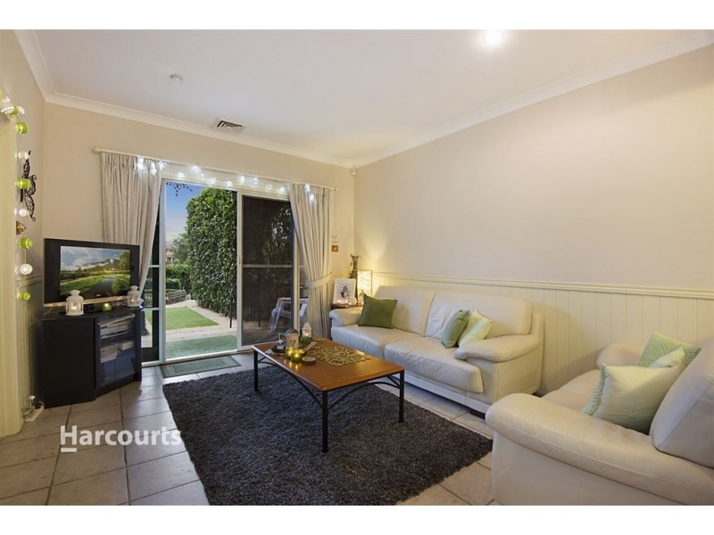 2/6 Ripley Glade, Bella Vista NSW 2153