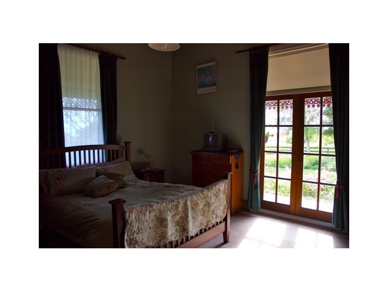 33 Daveys Road, West Pine TAS 7316