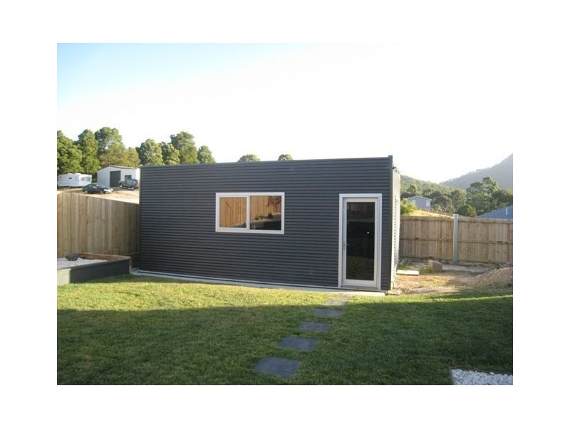 29 Berkshire Parade, Penguin TAS 7316