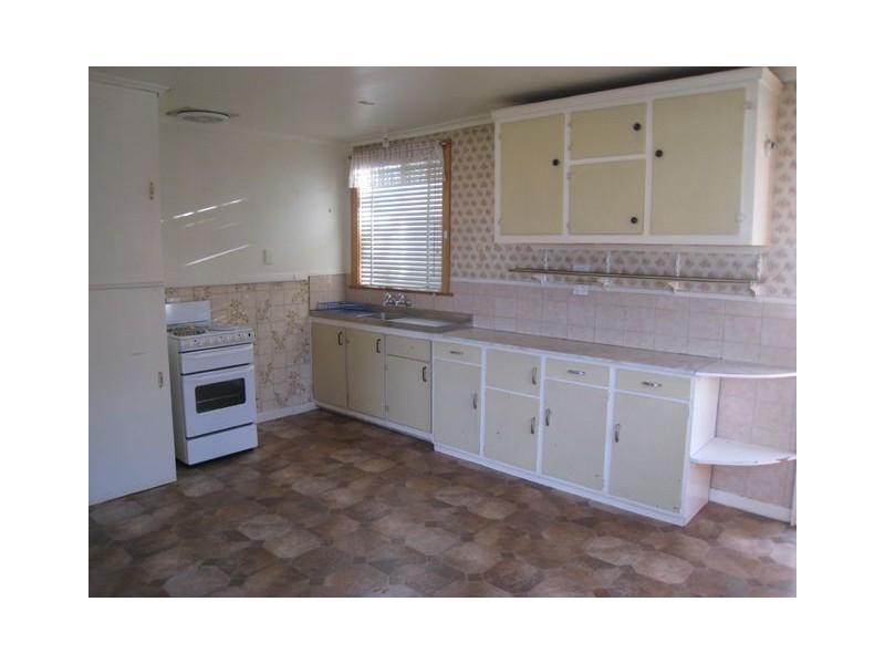 33 Ashwater Crescent, Penguin TAS 7316