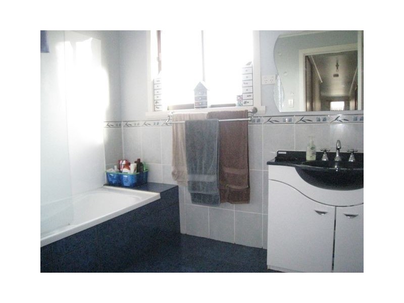 14 Warreen Drive, Penguin TAS 7316