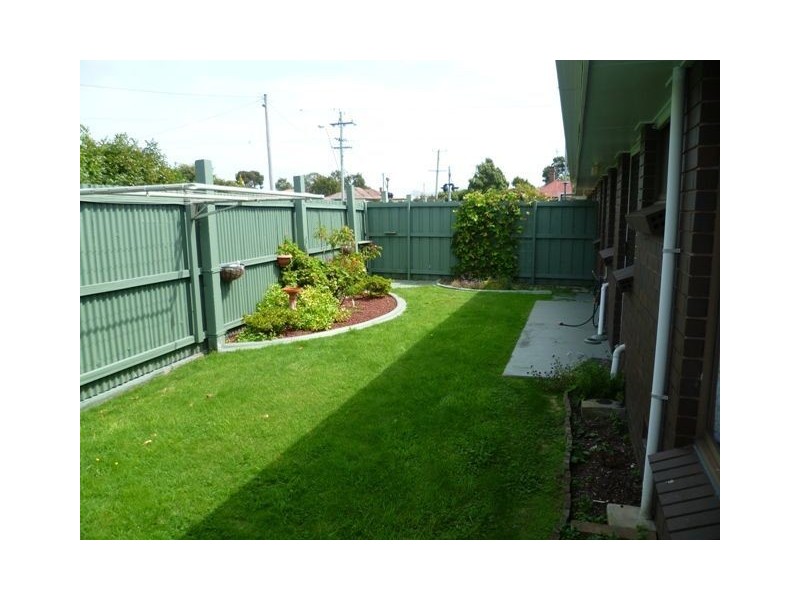 2/1 Lovett Street, Ulverstone TAS 7315