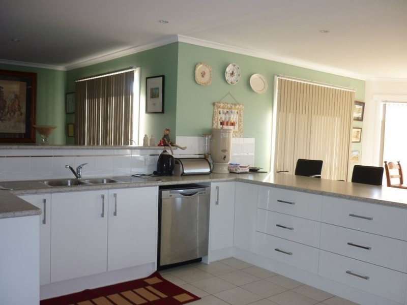13 Crisling Place, Penguin TAS 7316
